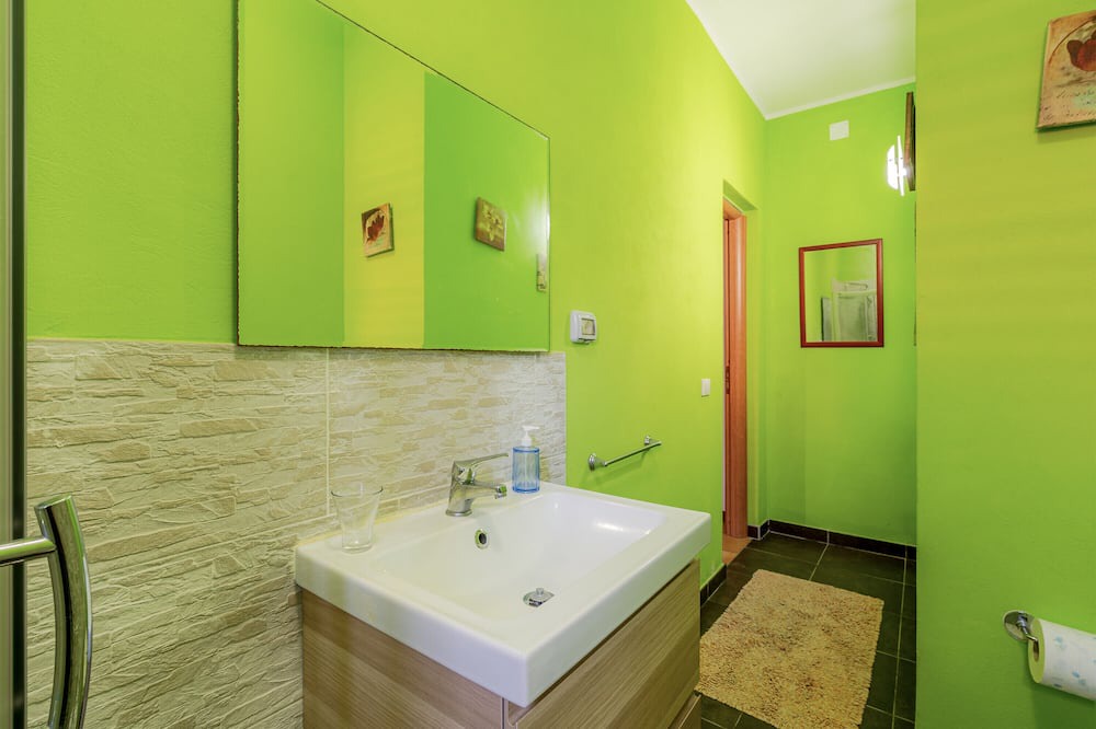 Photo of Bathroom in Arenella