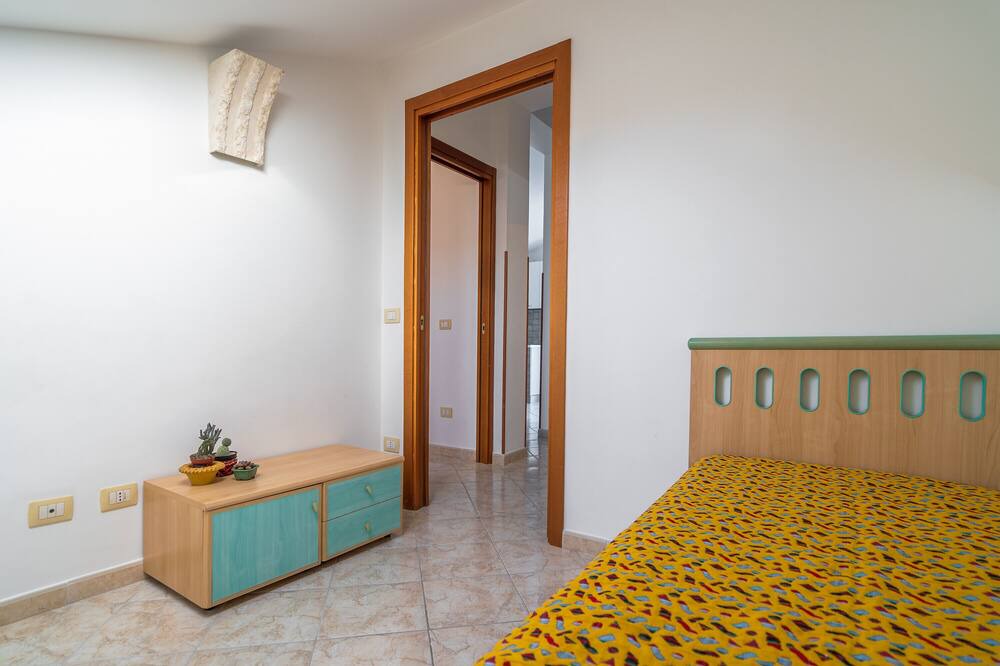 Photo of Bedroom in Tiche