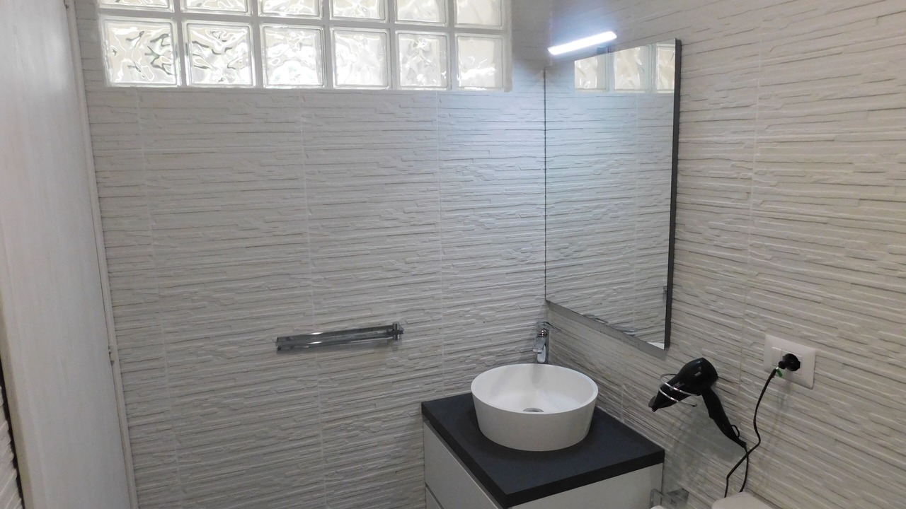 Photo of Bathroom in Nicolosi