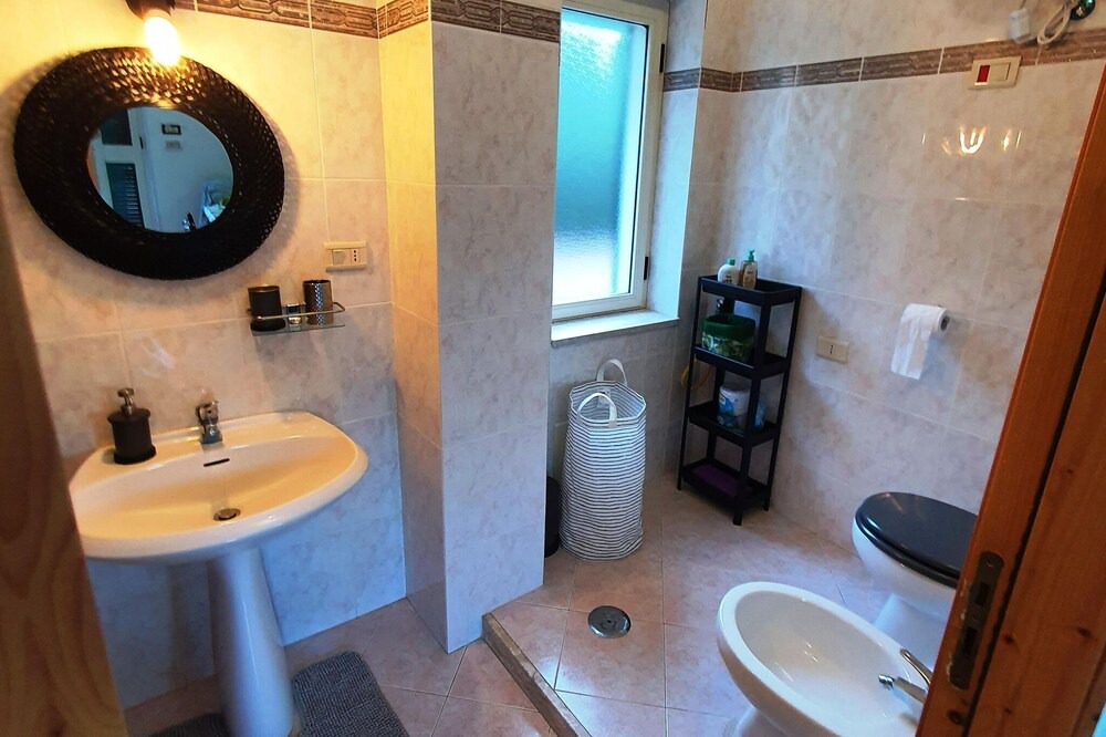 Photo of Bathroom in Laureana Cilento