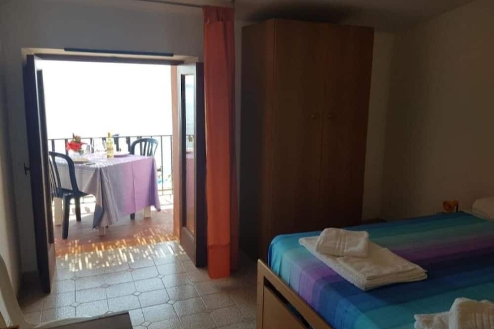 Photo of Bedroom in Alicudi