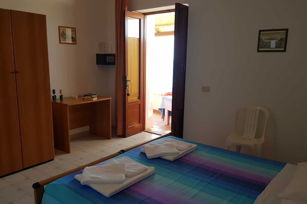 Photo of Bedroom in Alicudi