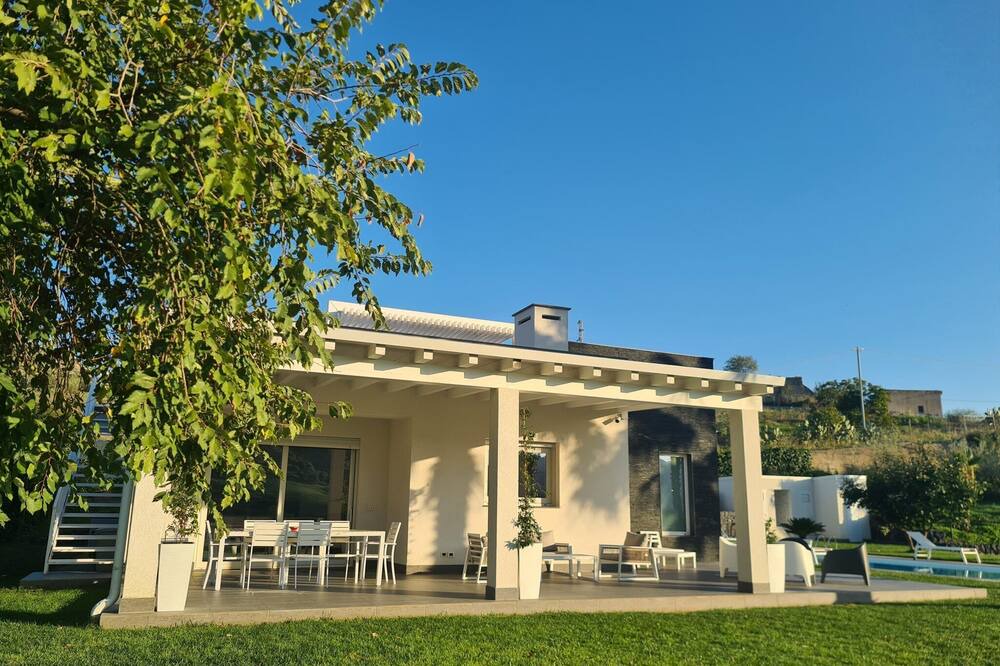 Photo of Patio Balcony in Leonforte
