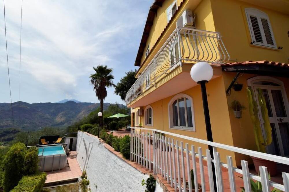 Photo of Outdoor in Mitogio