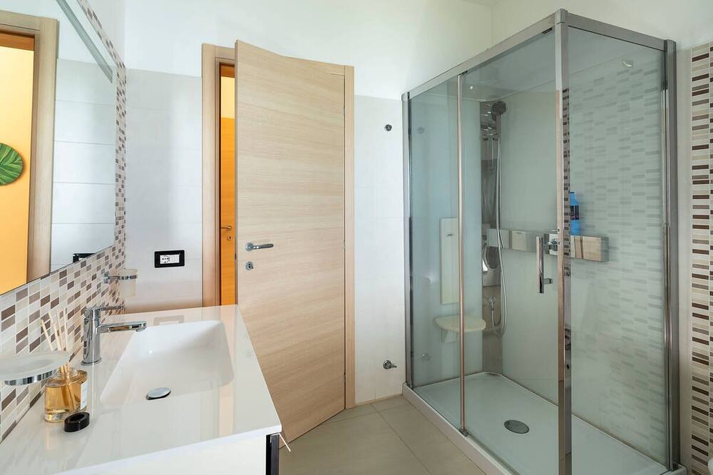 Photo of Bathroom in Noto Marina
