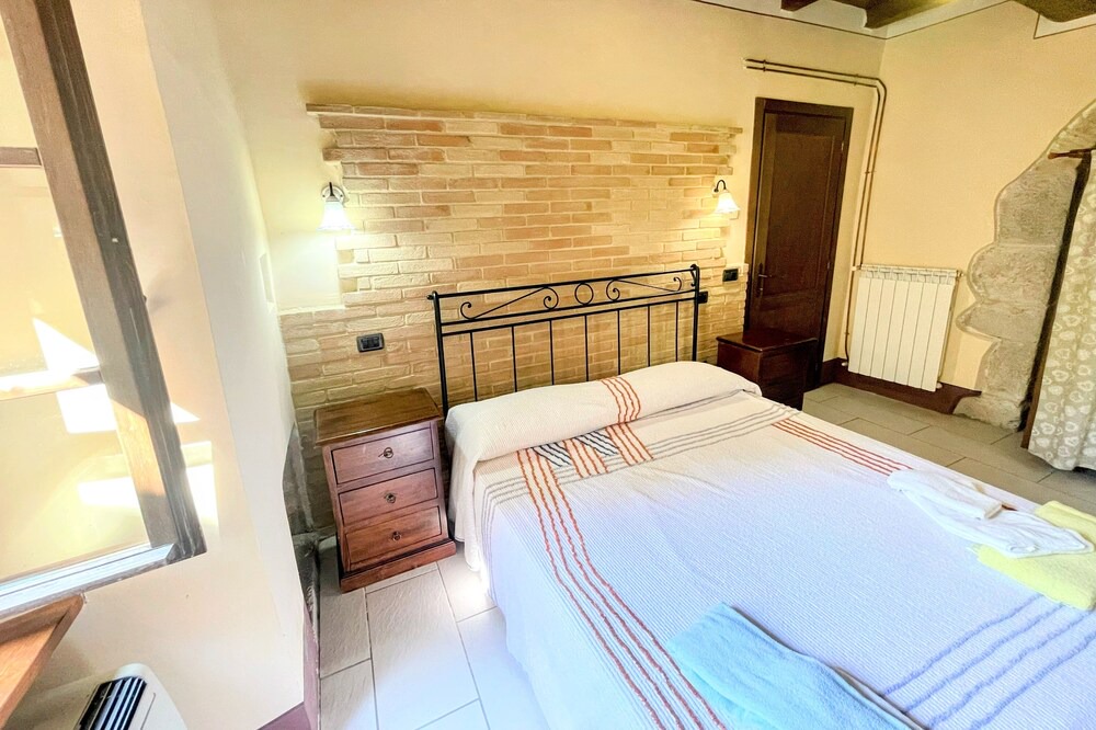Photo of Bedroom in Spoleto