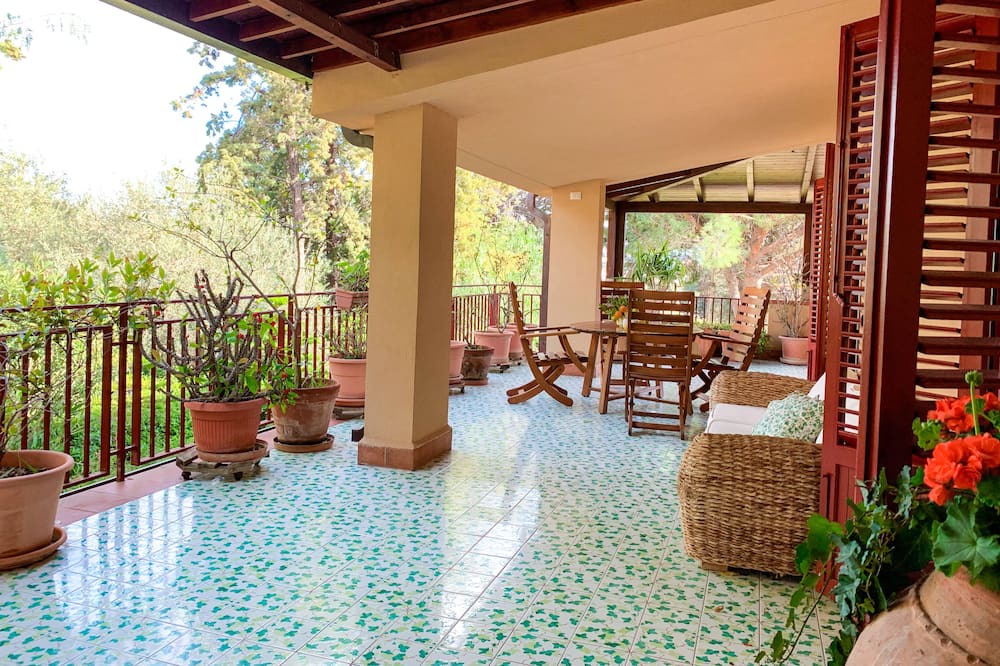 Photo of Patio Balcony in Partanna