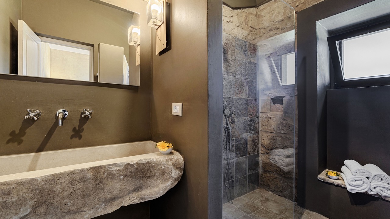 Photo of Bathroom in Noto