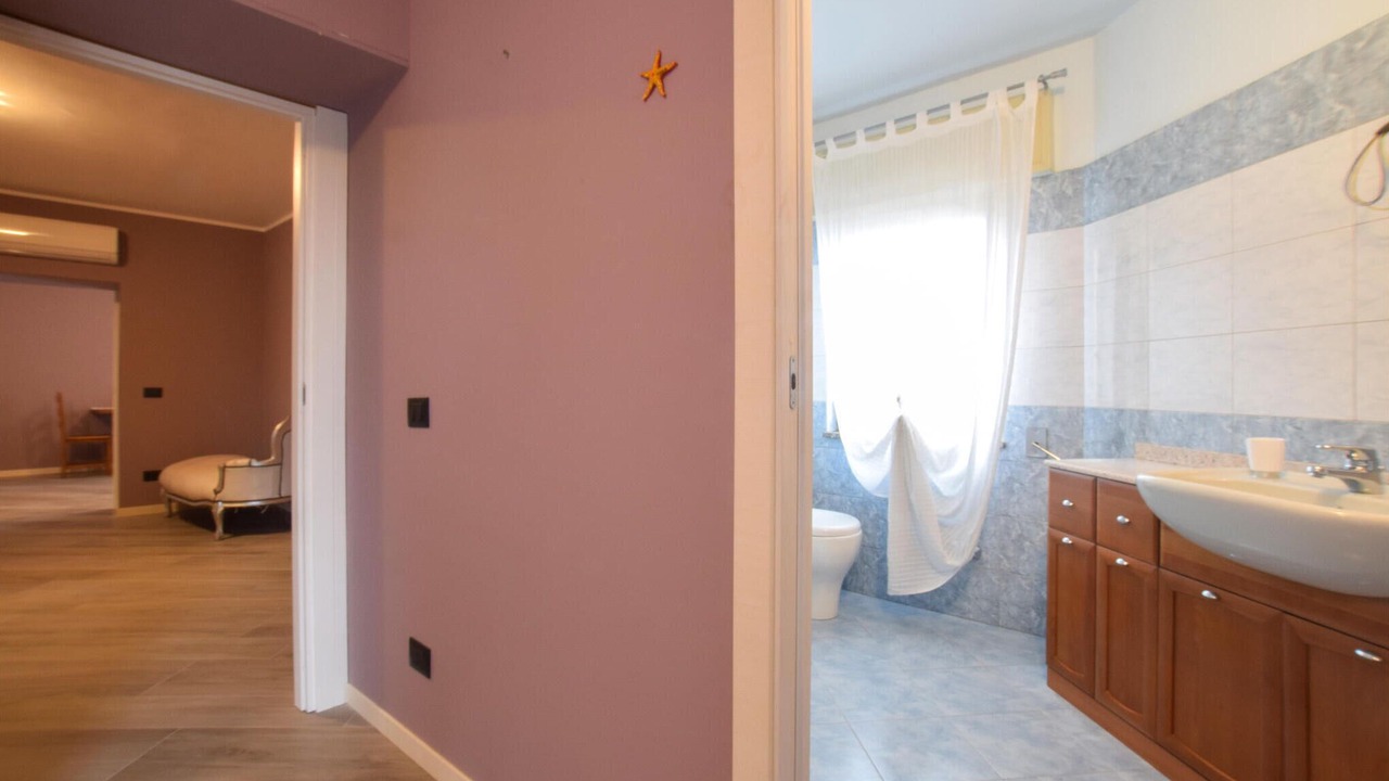 Photo of Bathroom in San Marco d'Alunzio