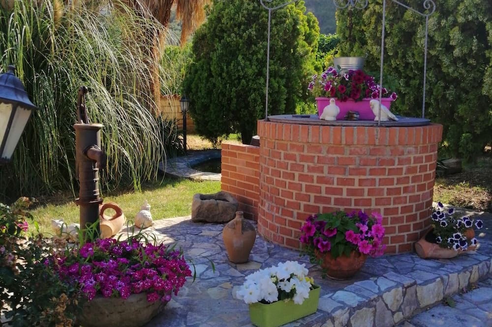 Photo of Patio Balcony in Patti