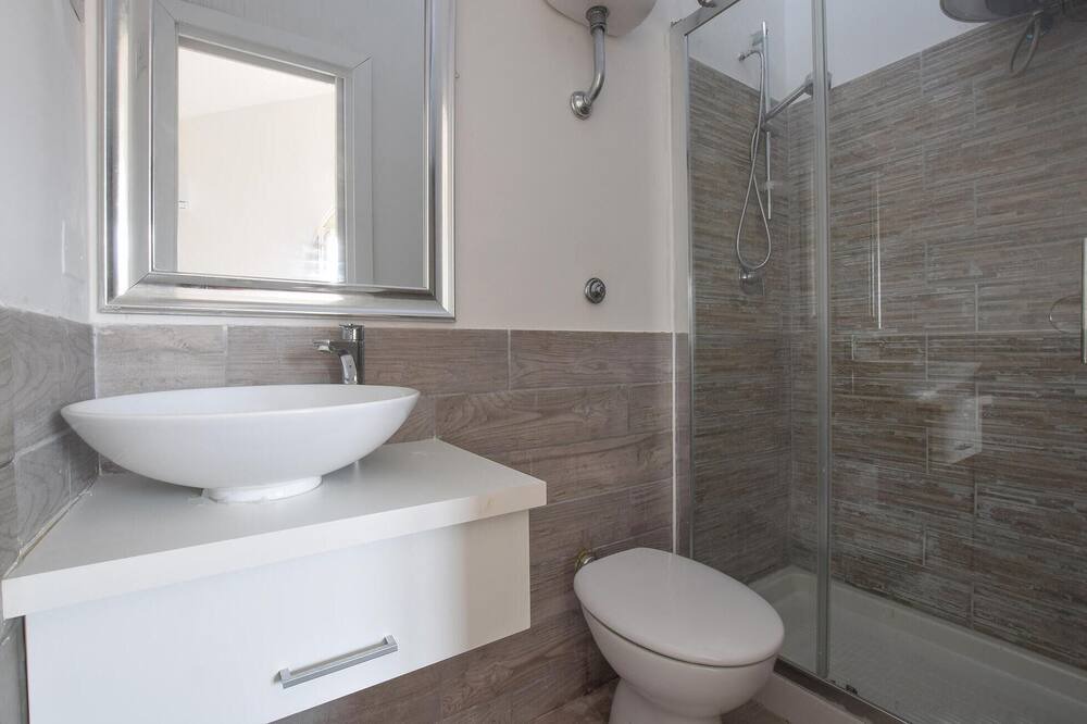 Photo of Bathroom in Scalea