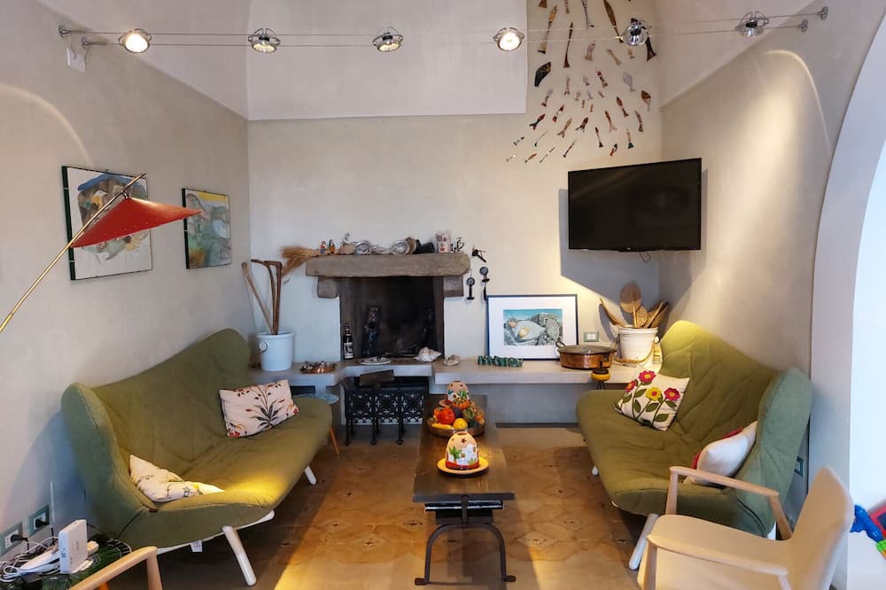 Photo of Livingroom in Scauri Siculo