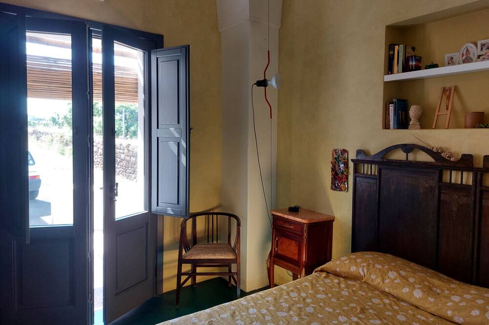 Photo of Bedroom in Scauri Siculo