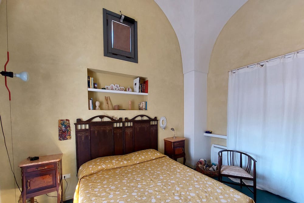 Photo of Bedroom in Scauri Siculo
