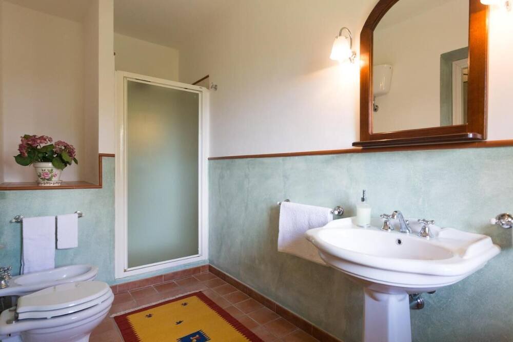 Photo of Bathroom in Contessa Entellina