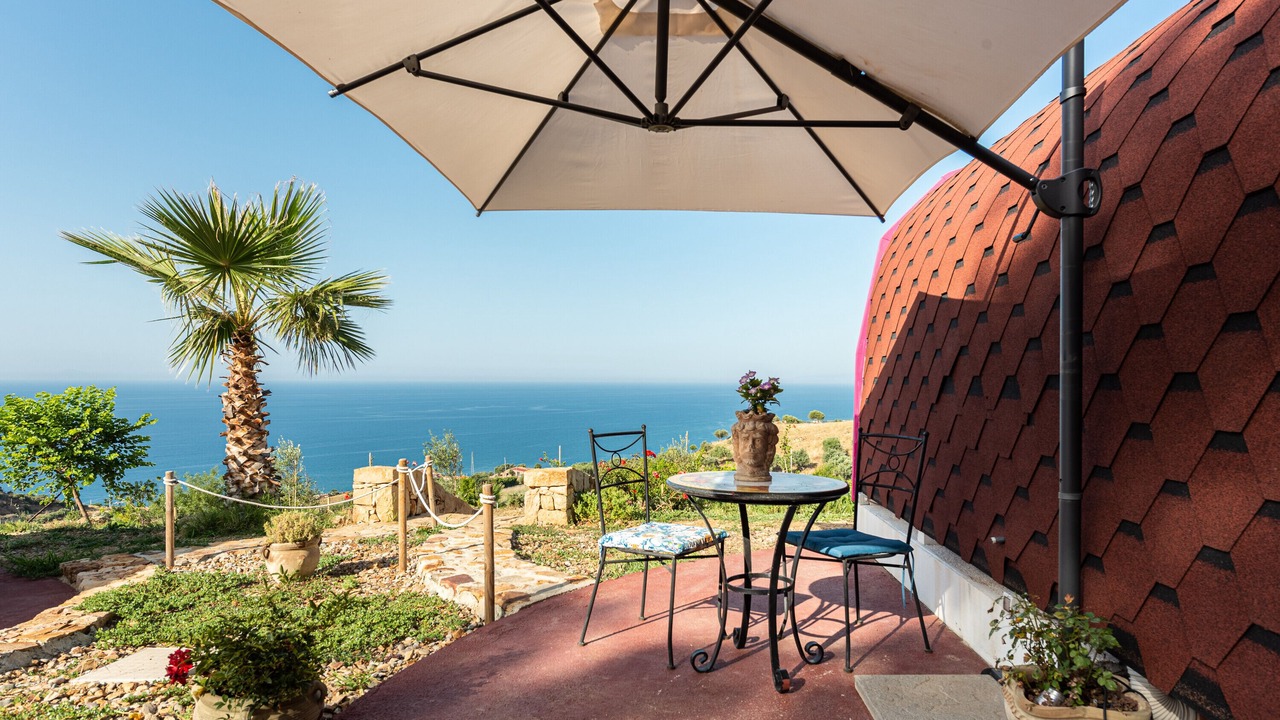 Photo of Patio Balcony in Castel Di Tusa