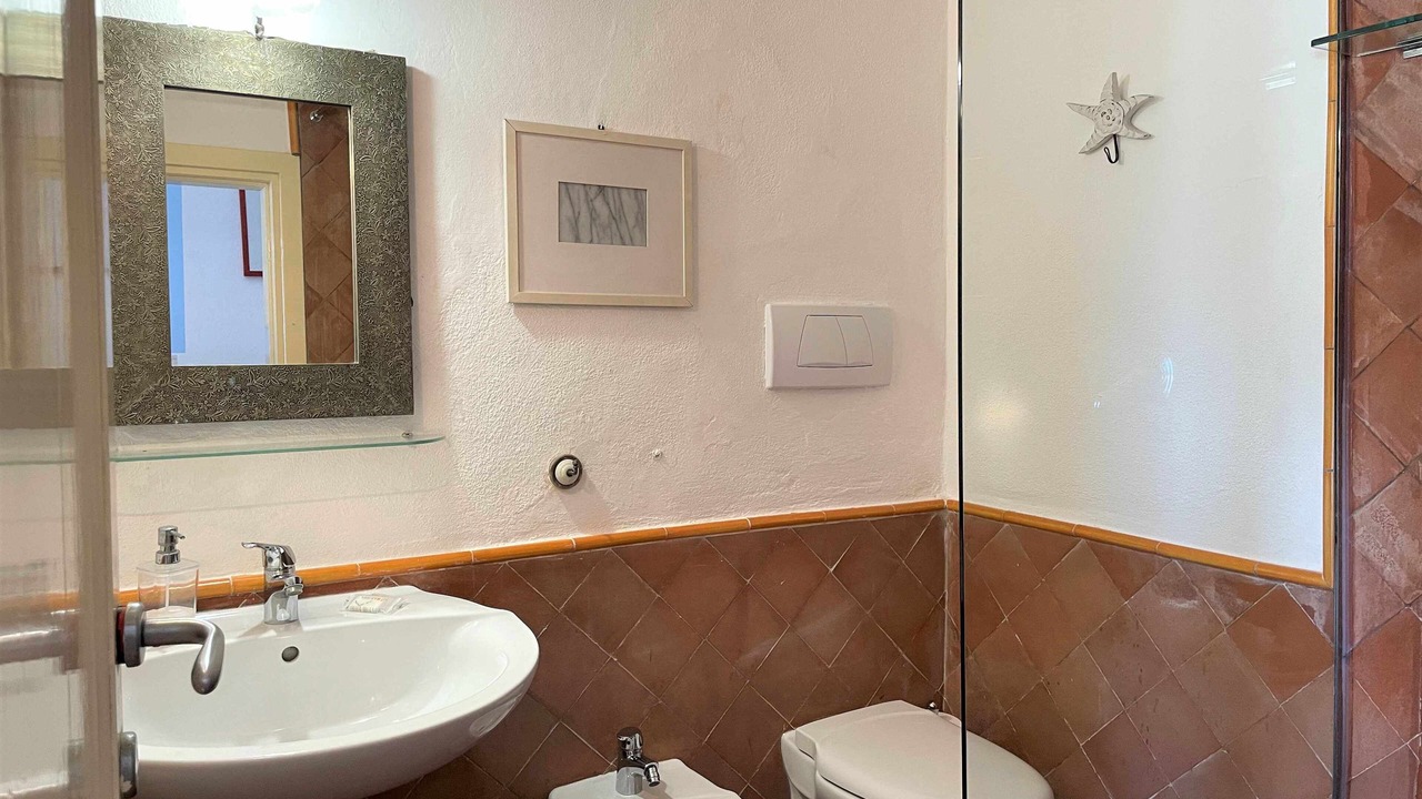 Photo of Bathroom in Malfa