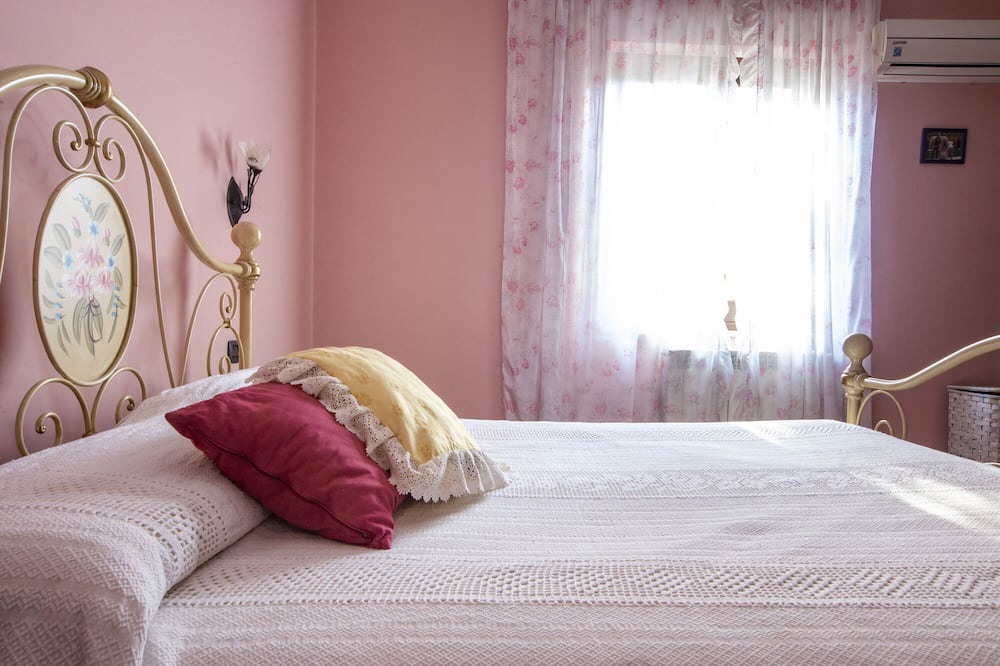 Photo of Bedroom in San Piero Patti