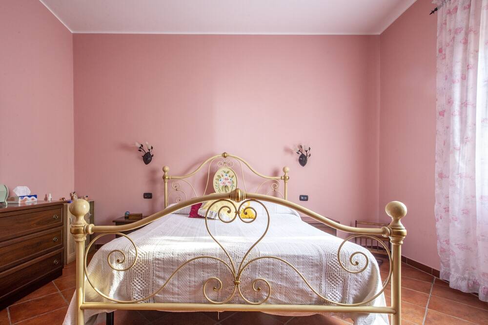 Photo of Bedroom in San Piero Patti