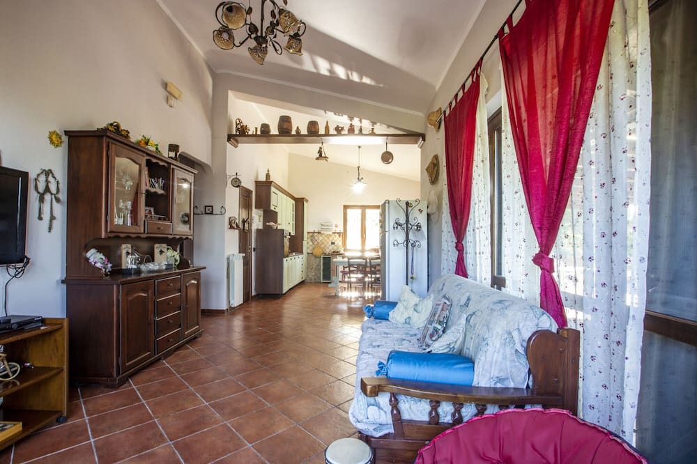 Photo of Livingroom in San Piero Patti