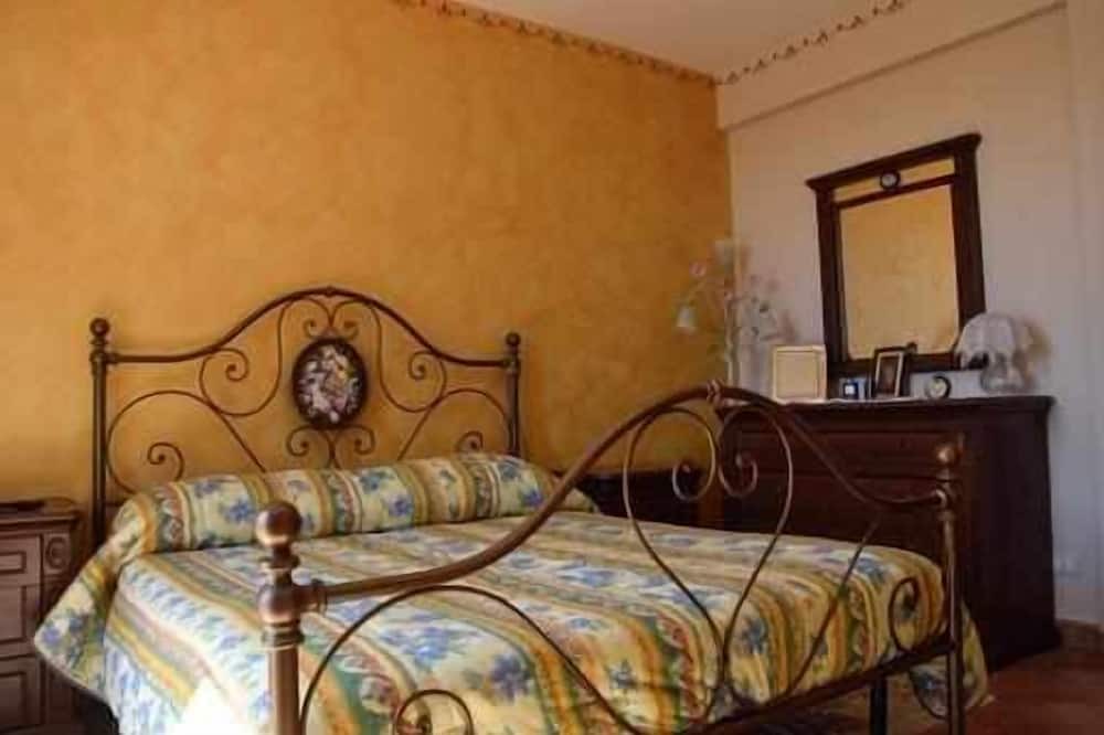 Photo of Bedroom in Nizza di Sicilia