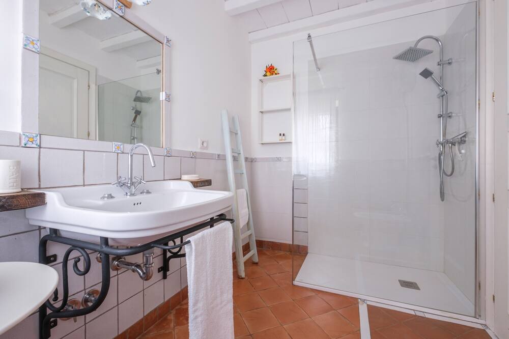 Photo of Bathroom in Province of Messina