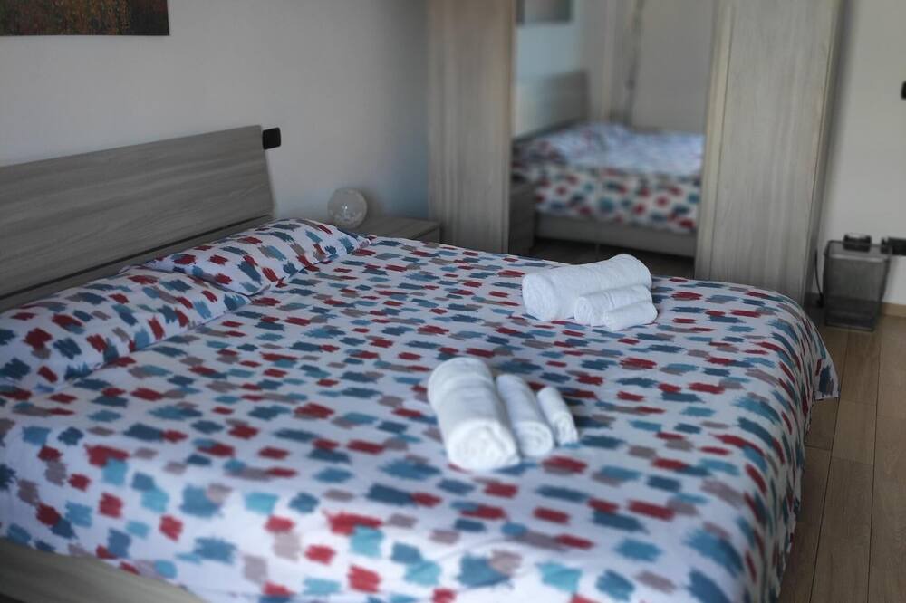 Photo of Bedroom in Milo