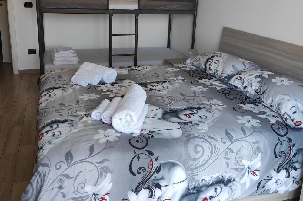 Photo of Bedroom in Milo
