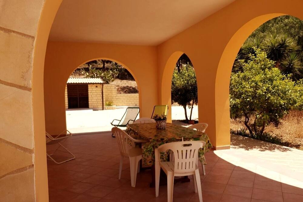 Photo of Outdoor in Montallegro