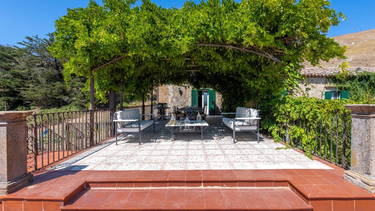 Photo of Patio Balcony in Raffo