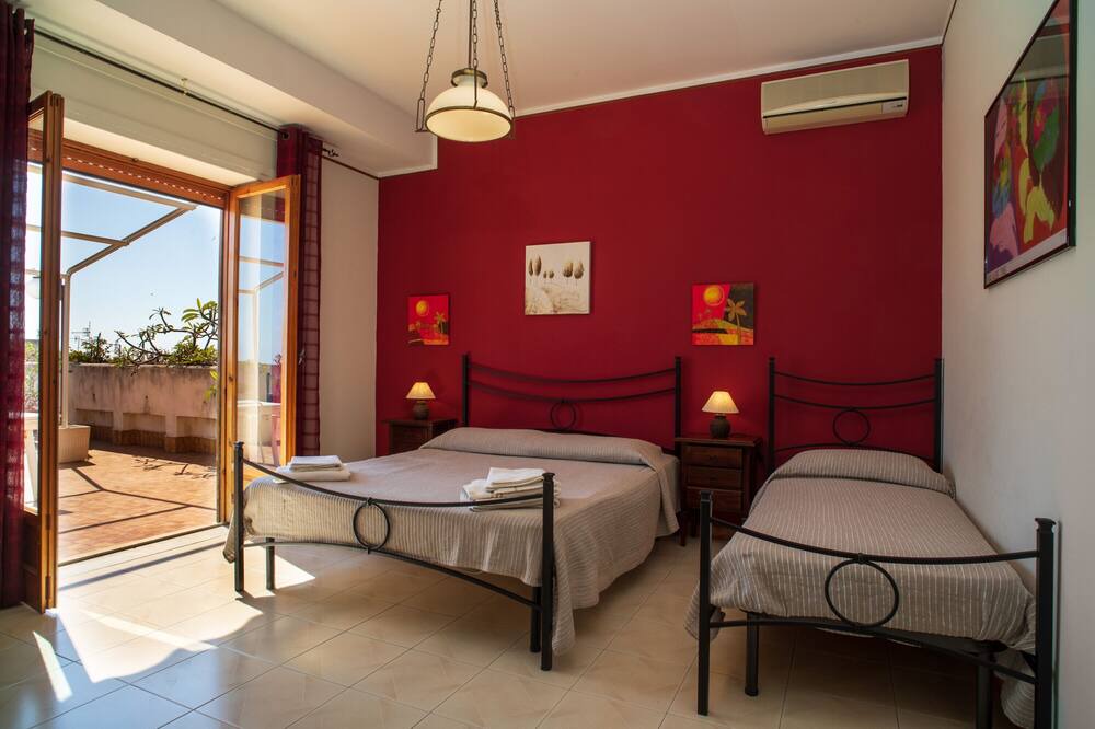 Photo of Bedroom in Riposto