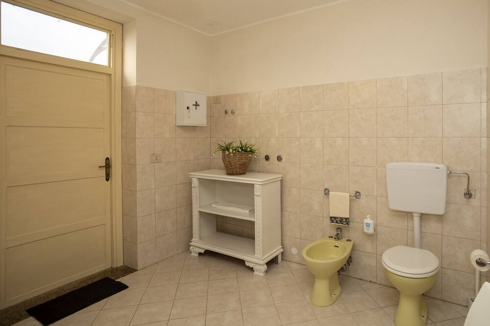 Photo of Bathroom in Naso
