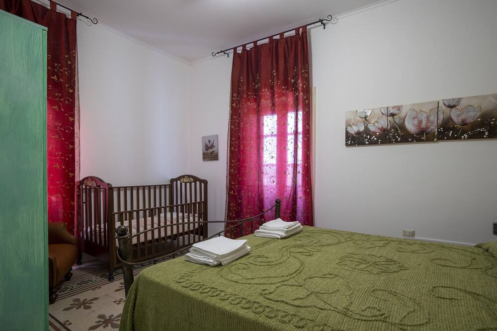 Photo of Bedroom in Naso