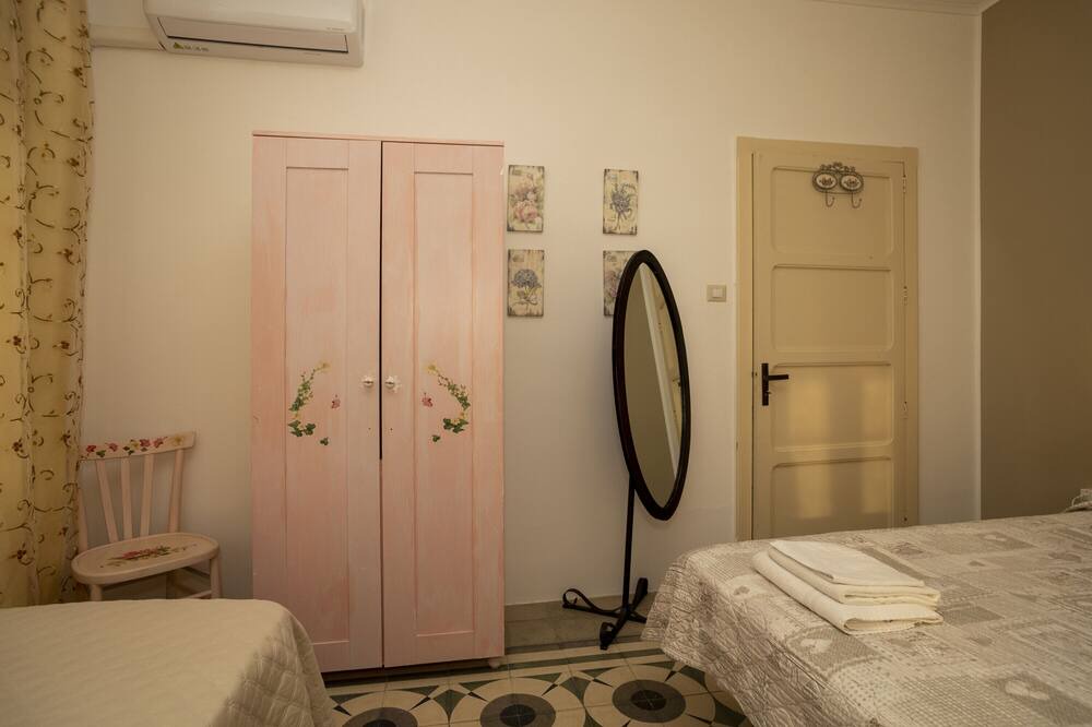 Photo of Bedroom in Naso