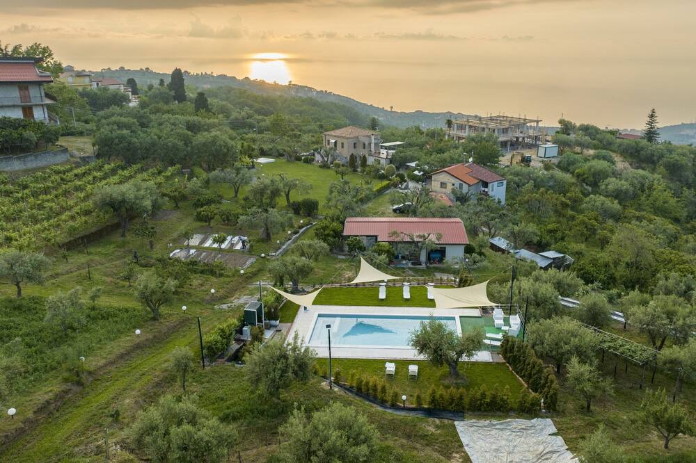 Photo of Outdoor in Naso