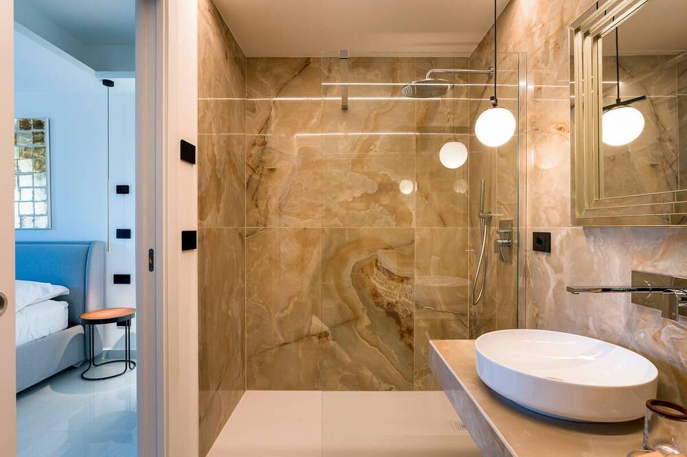 Photo of Bathroom in Savoca