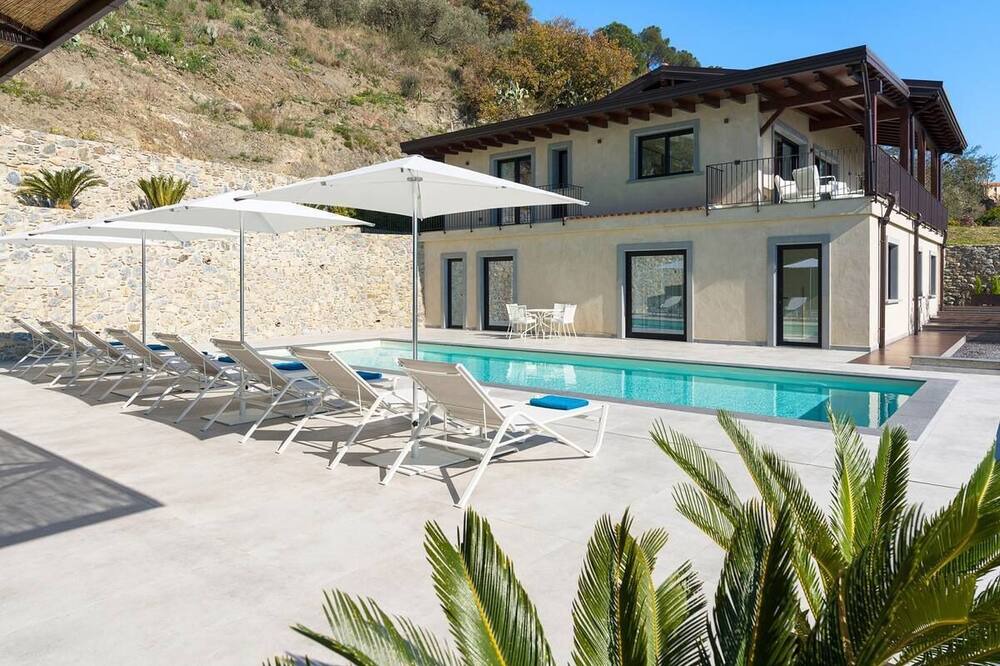 Photo of Outdoor in Savoca