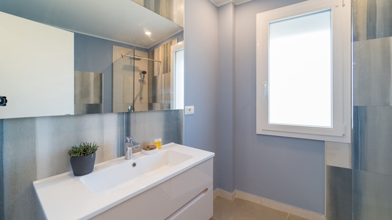 Photo of Bathroom in Tiche