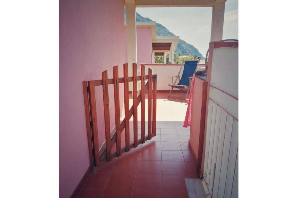 Photo of Patio Balcony in Piraino