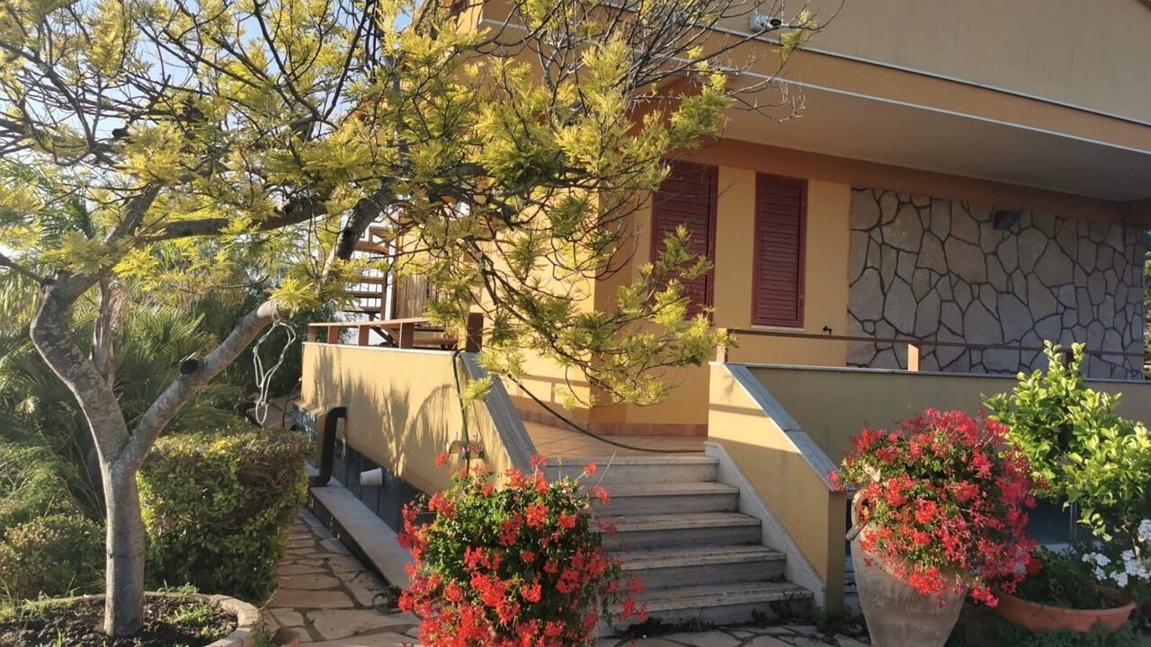 Photo of Outdoor in Melilli