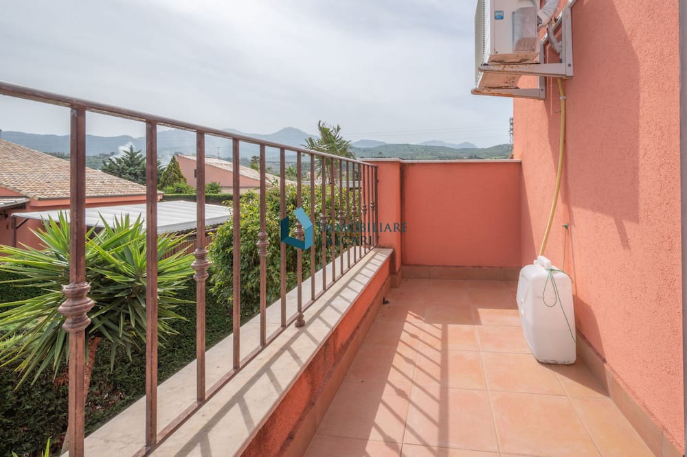 Photo of Patio Balcony in Piana Calzata