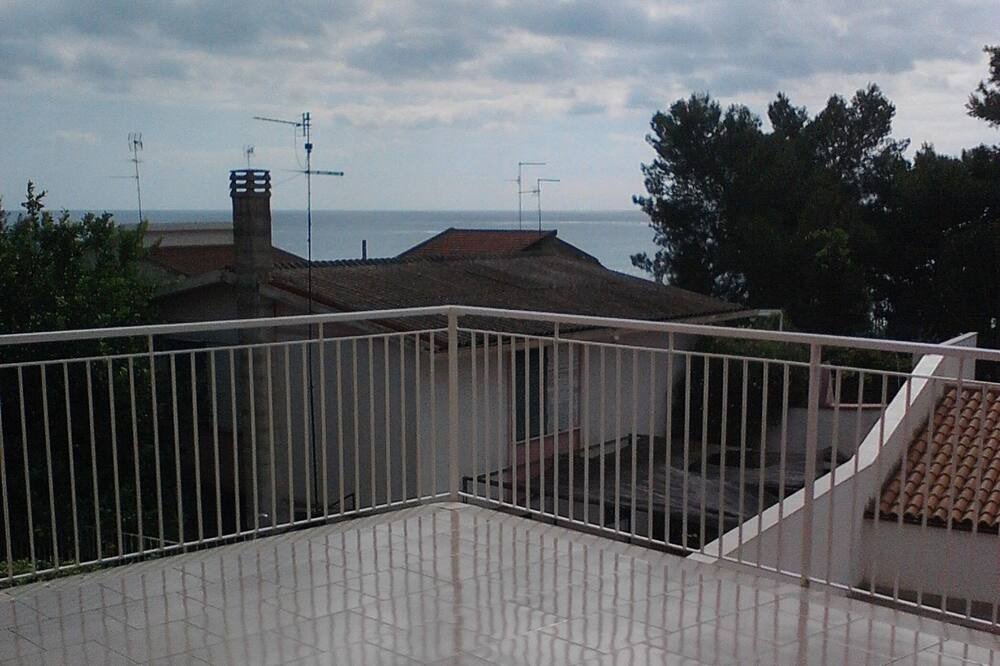 Photo of Patio Balcony in Fontane Bianche
