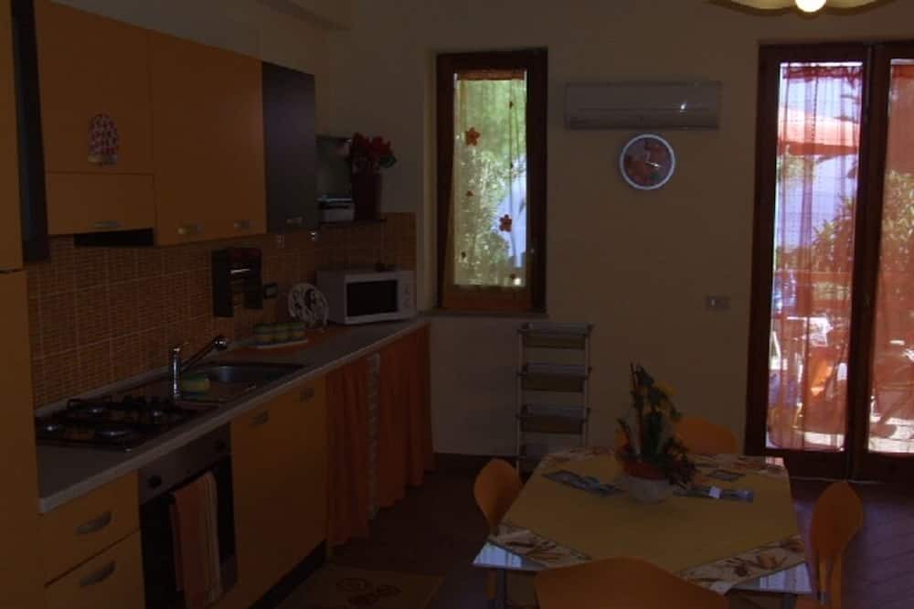 Photo of Kitchen in Scopello