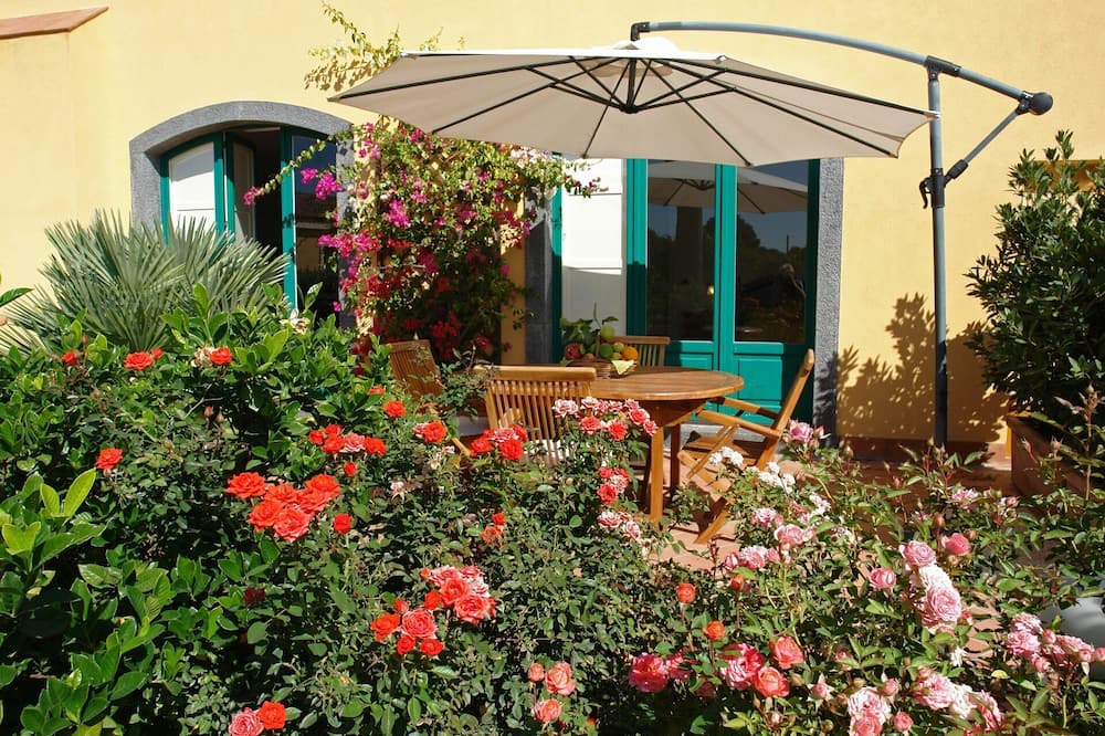 Photo of Outdoor in Archi