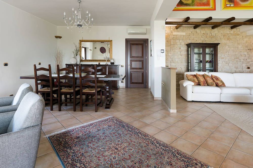 Photo of Livingroom in Paceco