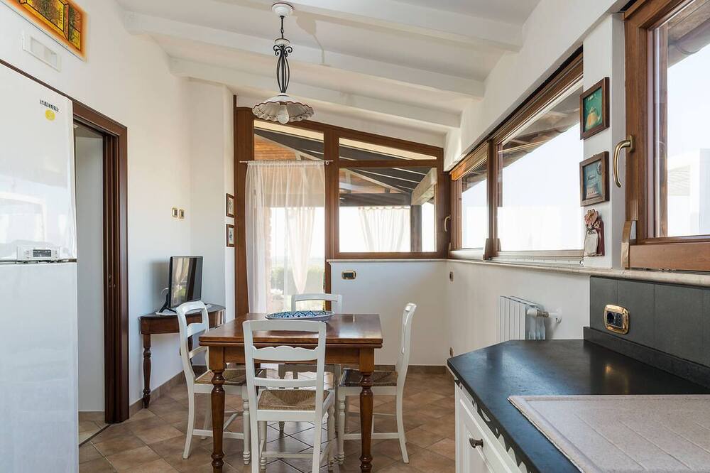 Photo of Kitchen in Paceco
