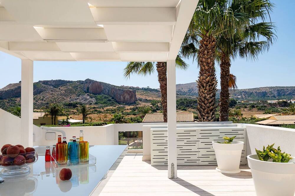 Photo of Patio Balcony in Custonaci