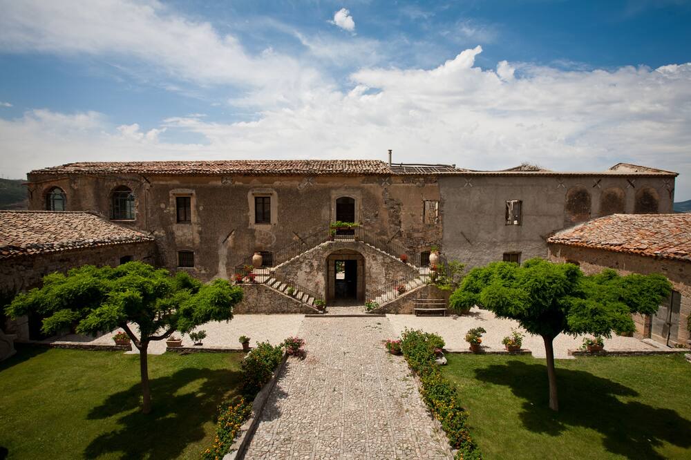 Photo of Outdoor in Scillato