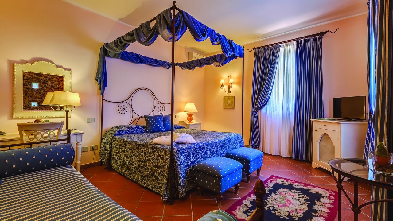Photo of Bedroom in Mitogio