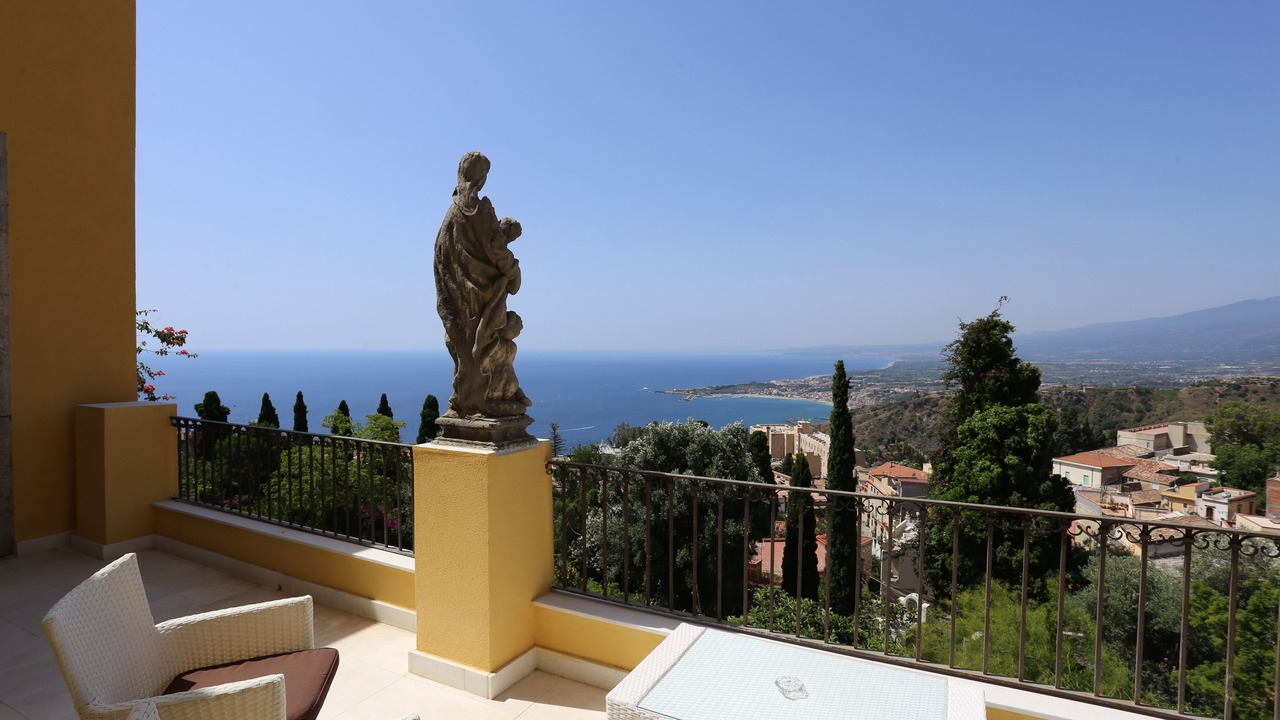Photo of Bedroom in Taormina